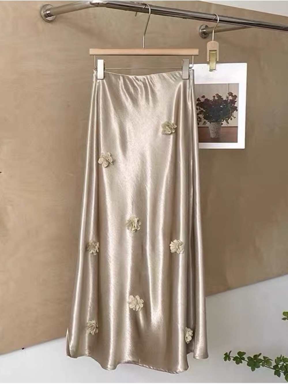 Satin A-Line Floral Appliqué Skirt in Champagne